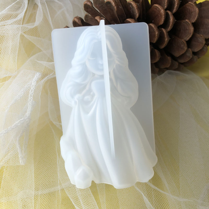 3D Cute Princess Silicone Cand - Candle Making Supplies Kit のレビューと価格