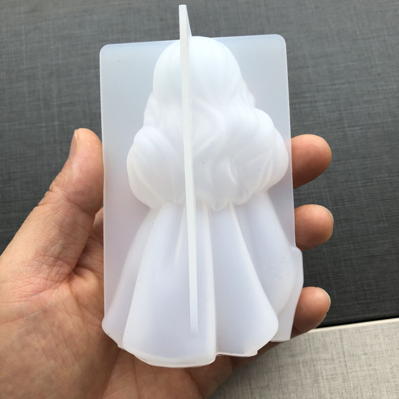 3D Cute Princess Silicone Cand - Candle Making Supplies Kit のレビューと価格