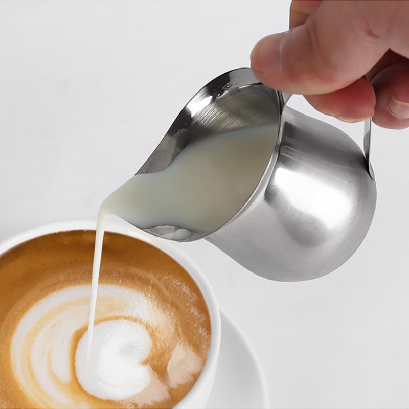 New Coffee Milk Frothing Pitch - Pour Spout Pitcher のレビューと価格
