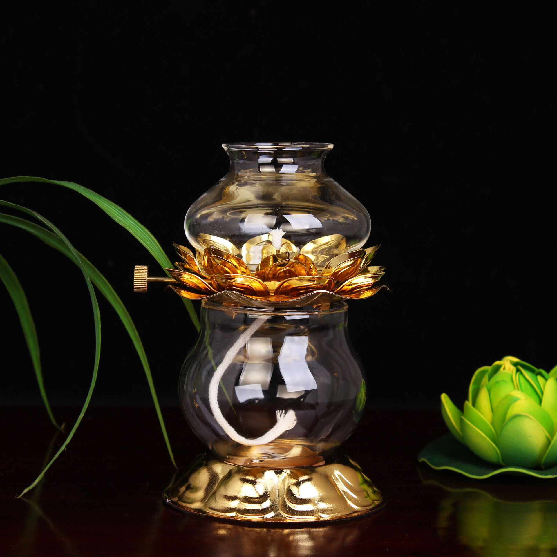 Golden Oil Lamp For Buddhist W - Candle Zero のレビューと価格