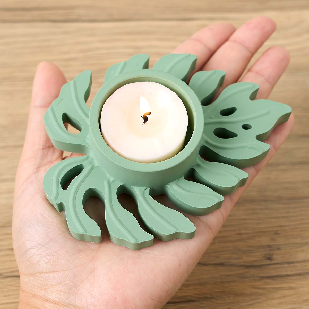Leaves Candlestick Silicone Mo - Candle Zero のレビューと価格